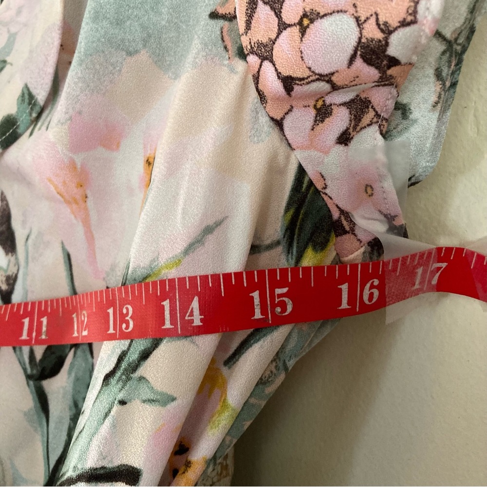 DN Designs Floral Ruffles High Low Short Sleeves Dress Tulips Hydrangeas - Picture 13 of 13